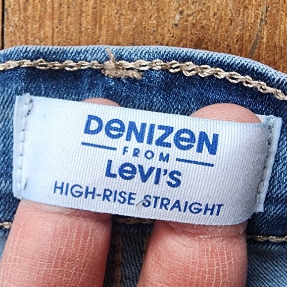 Denizen from Levi's Light Wash High-Rise Straight Jeans Size W32 L28 14 Short - Picture 6 of 15